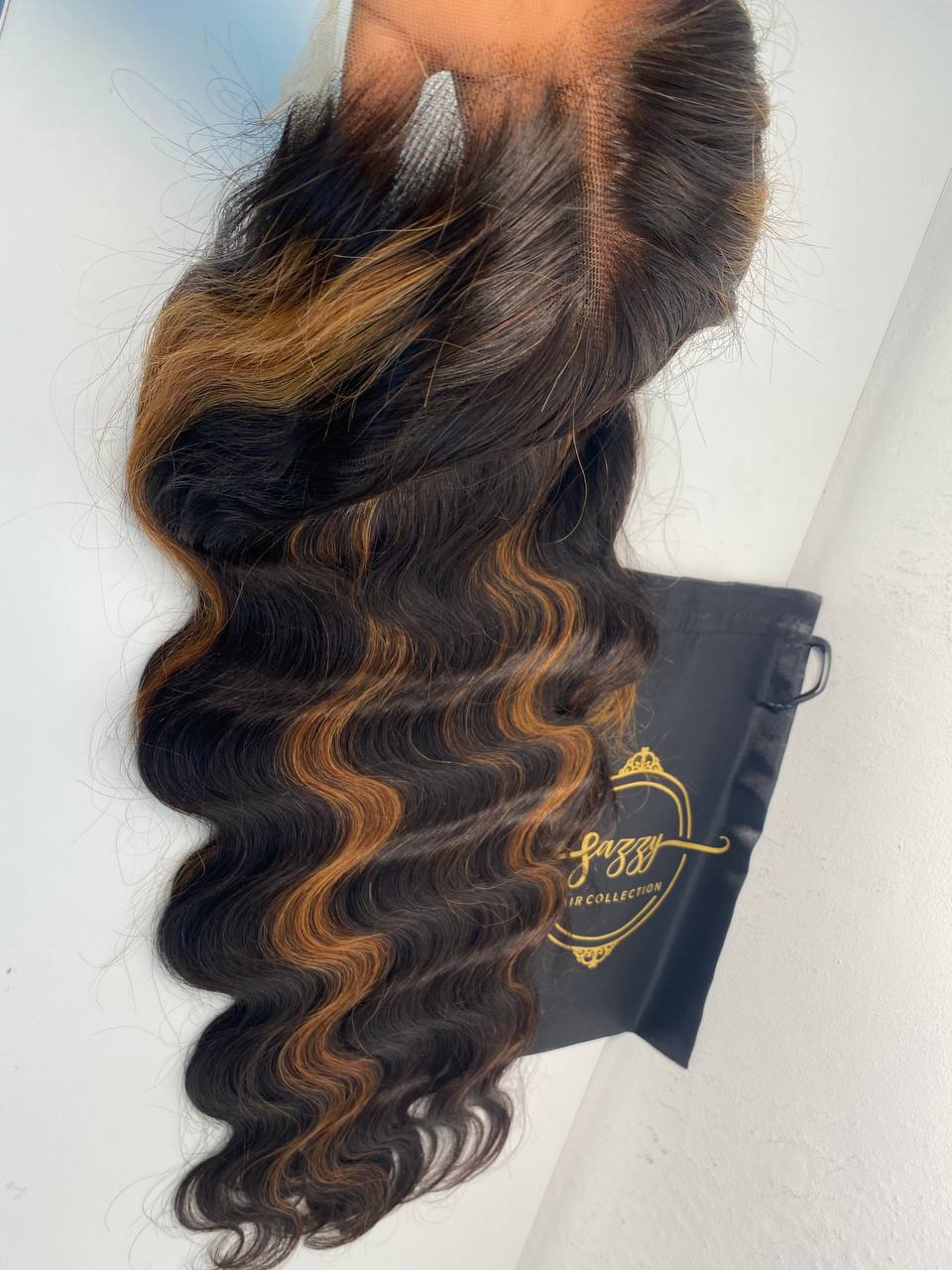 Avery wig