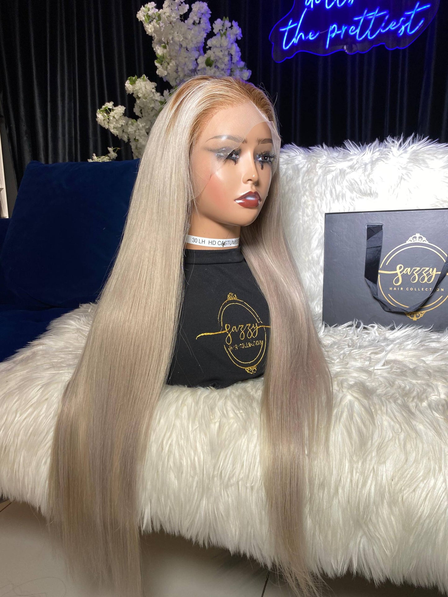 Ash blonde wig 26”